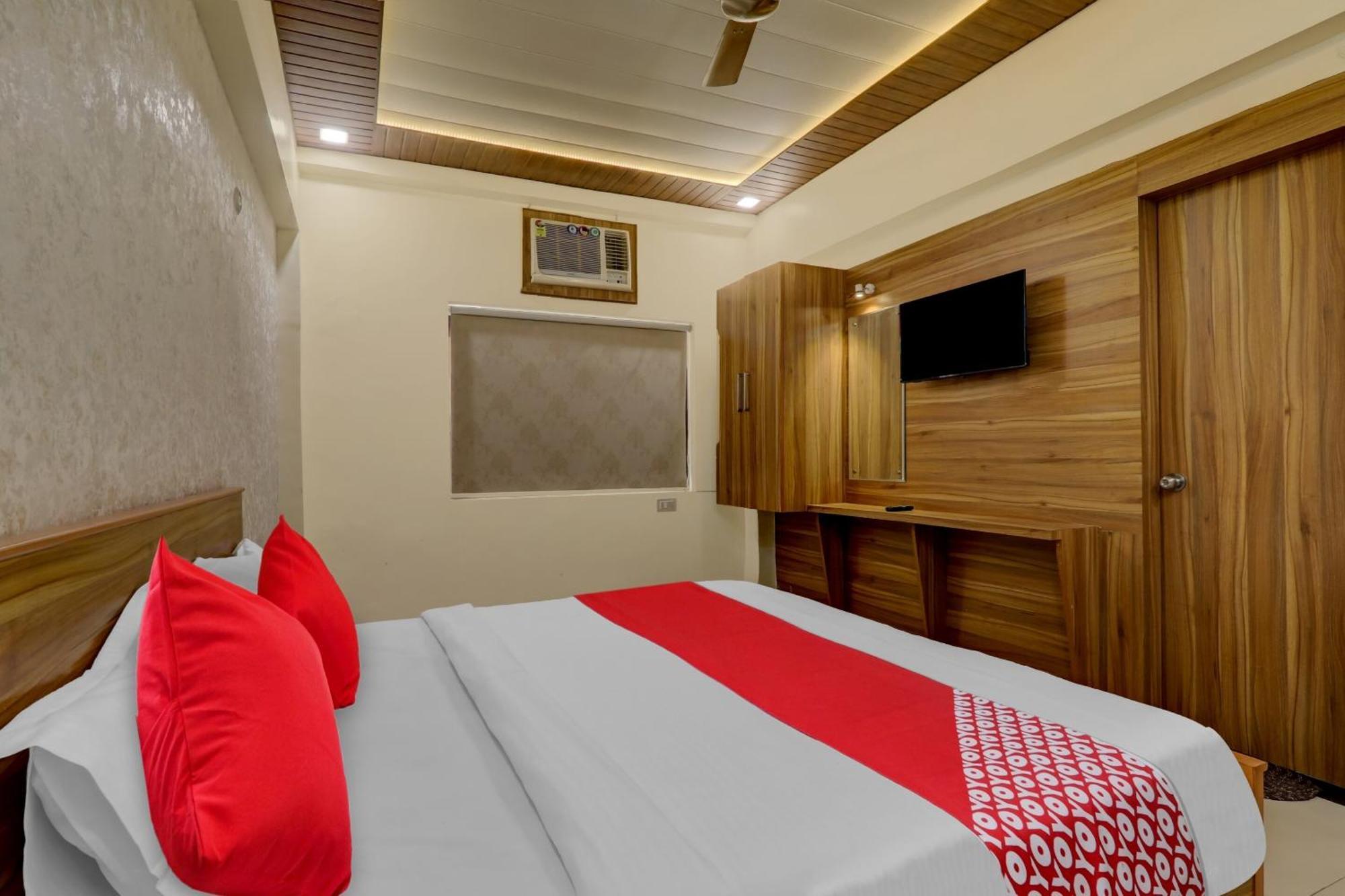 Super Hotel O Narayani Hotel Lucknow