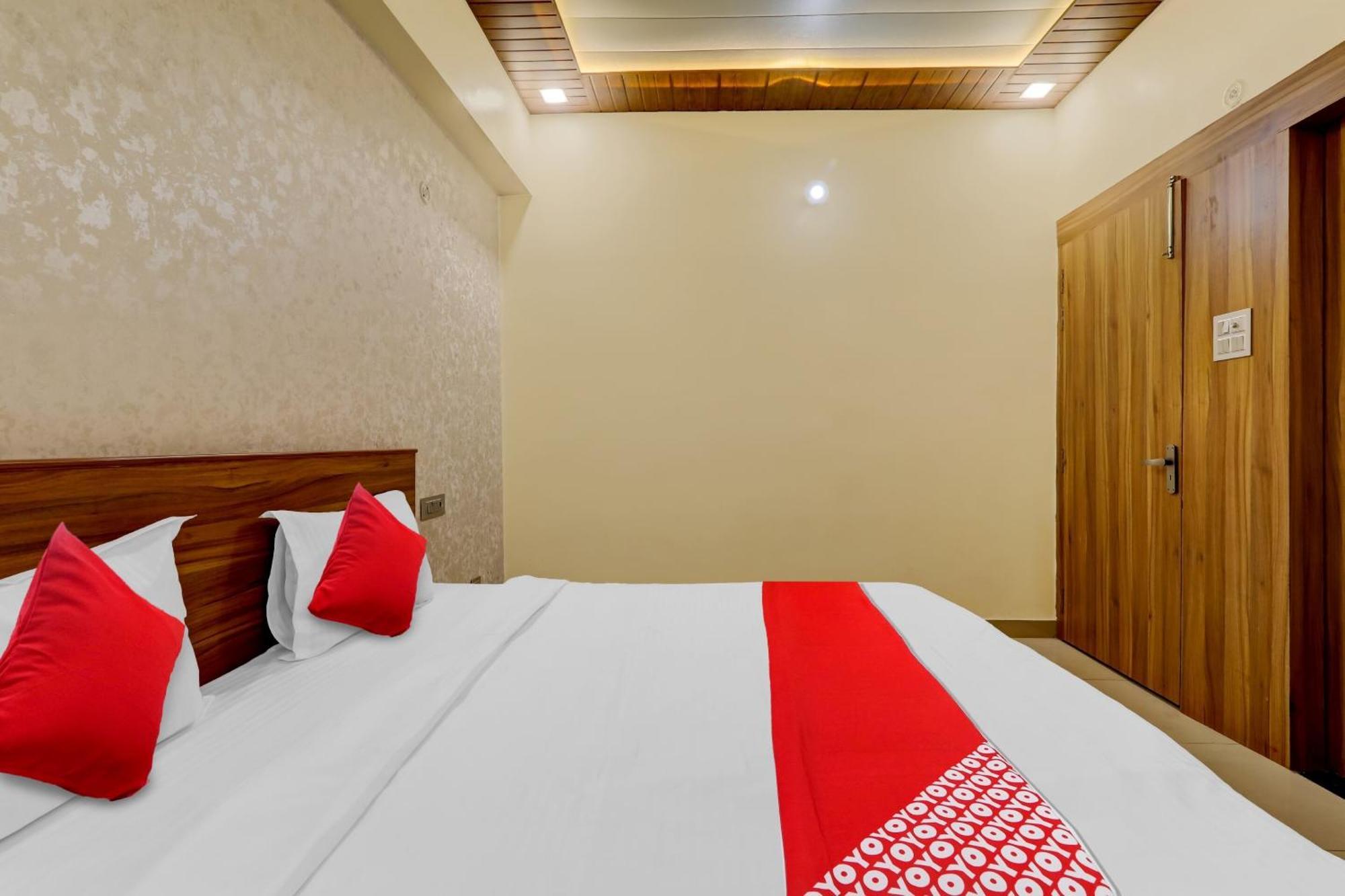 Super Hotel O Narayani Lucknow